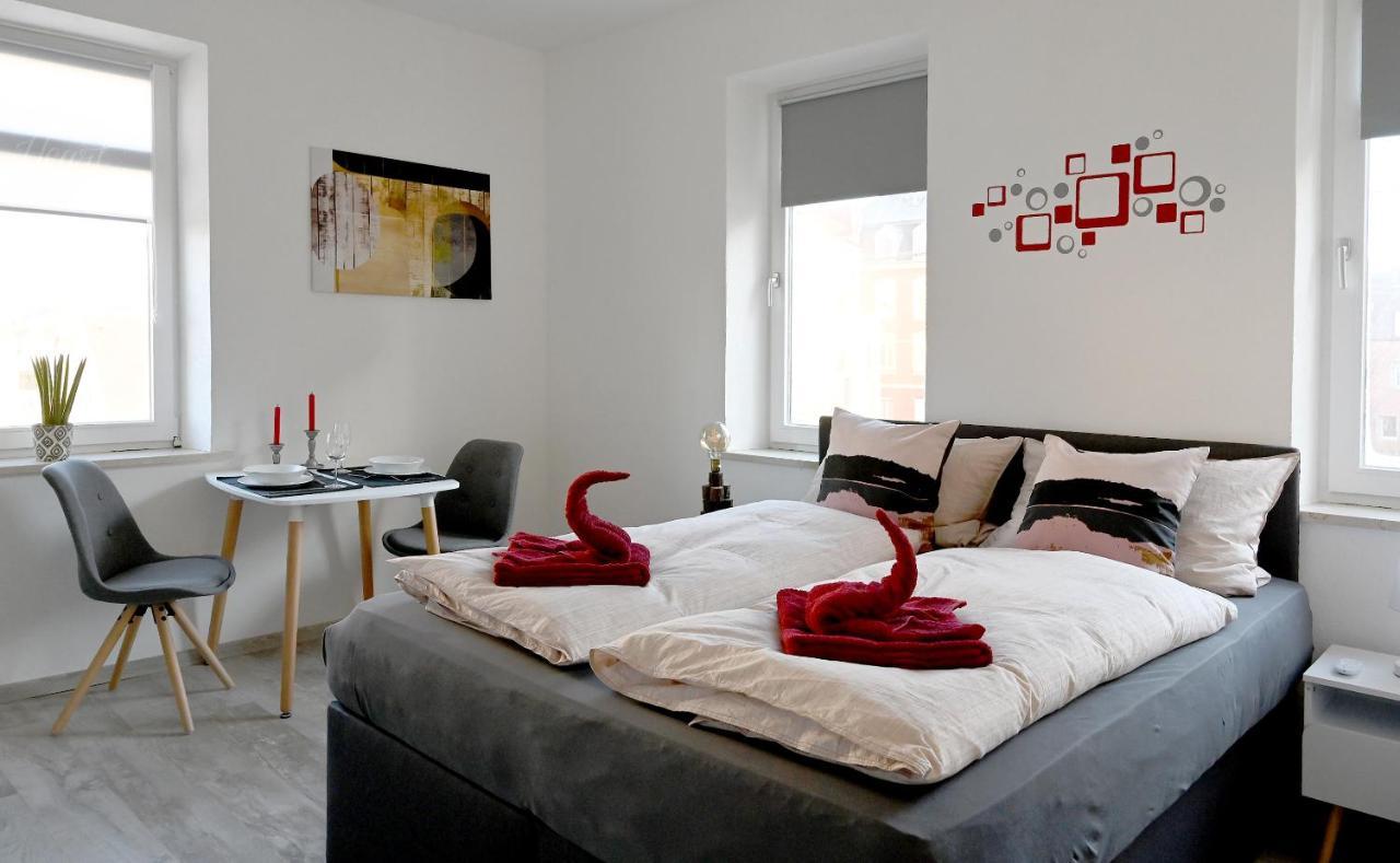 Gemuetliches Appartement Mit Netflix, Nespresso Und Boxspringbett Augsburg Exterior foto